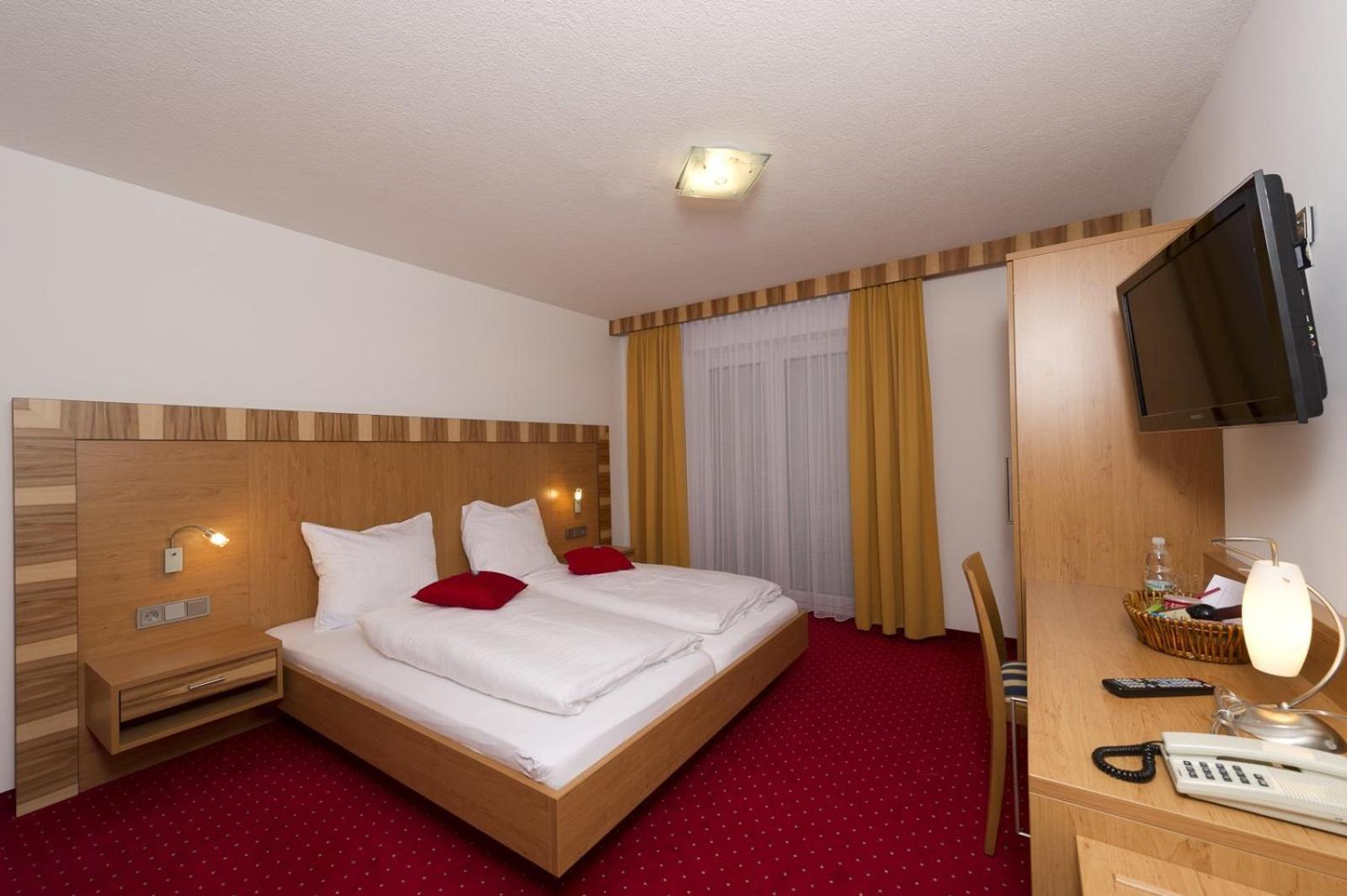 Pension Appartement Lanzer Moosburg Exterior photo