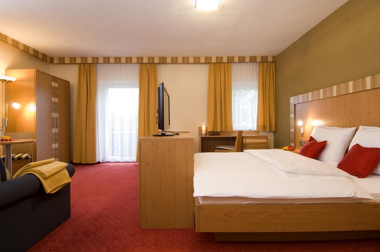 Pension Appartement Lanzer Moosburg Exterior photo